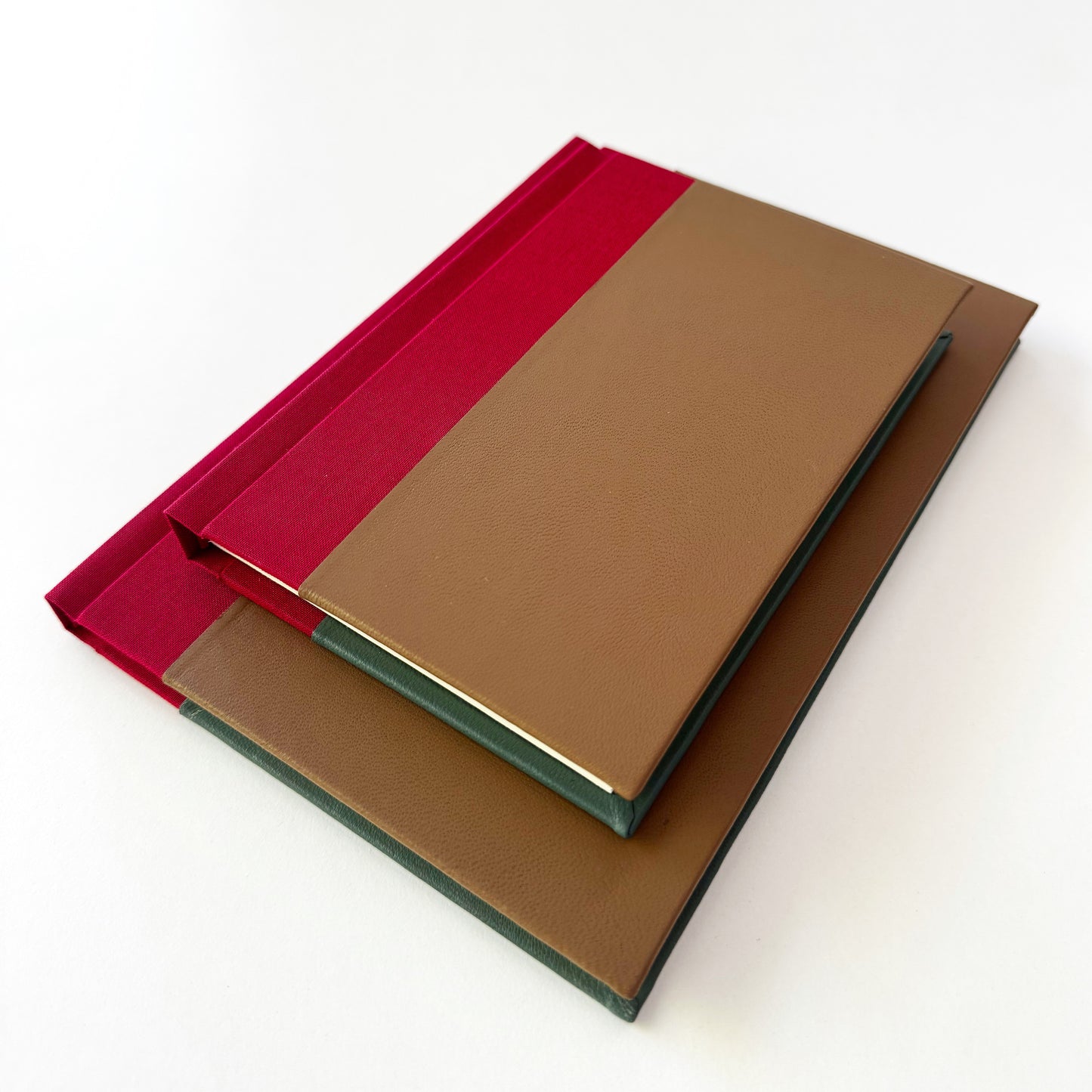 Handmade Leather Notebook TRIO 26 | 12,5 x 18 cm