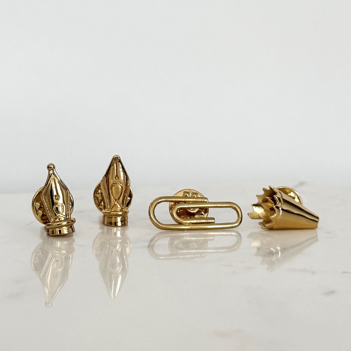 Paperclip Pin | Gold