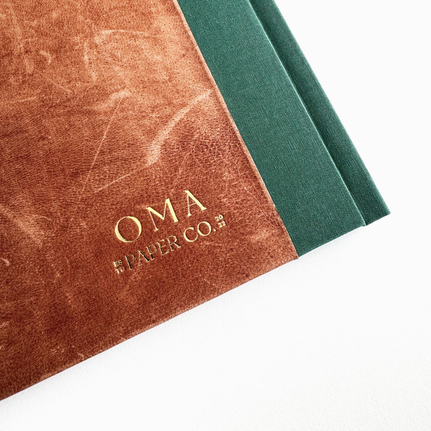 Handmade Leather Notebook No. 9 | 16,5 x 24 cm