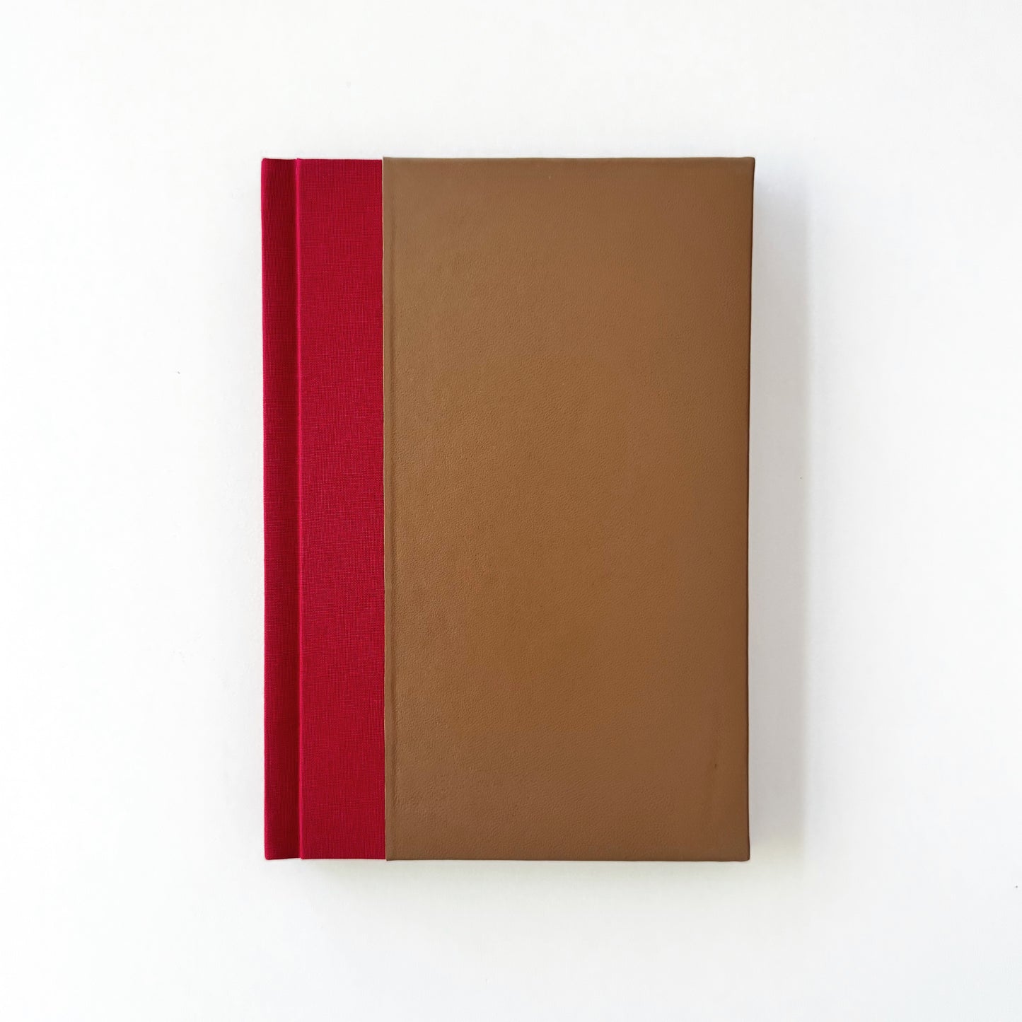 Handmade Leather Notebook TRIO 26 | 16,5 x 24 cm