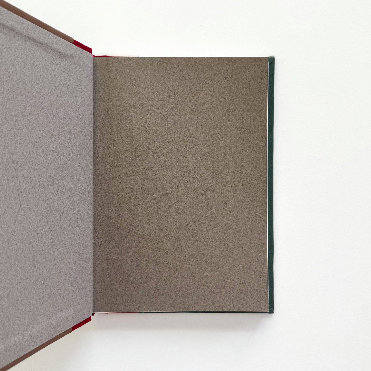 Handmade Leather Notebook TRIO 26 | 16,5 x 24 cm