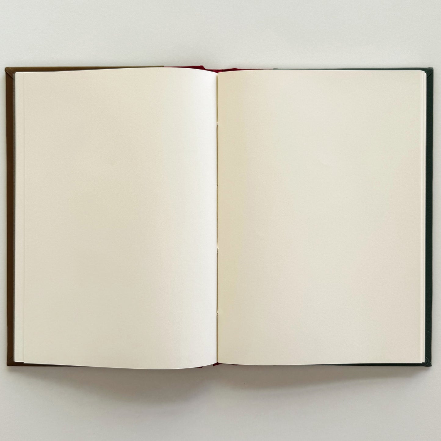 Handmade Leather Notebook TRIO 26 | 16,5 x 24 cm