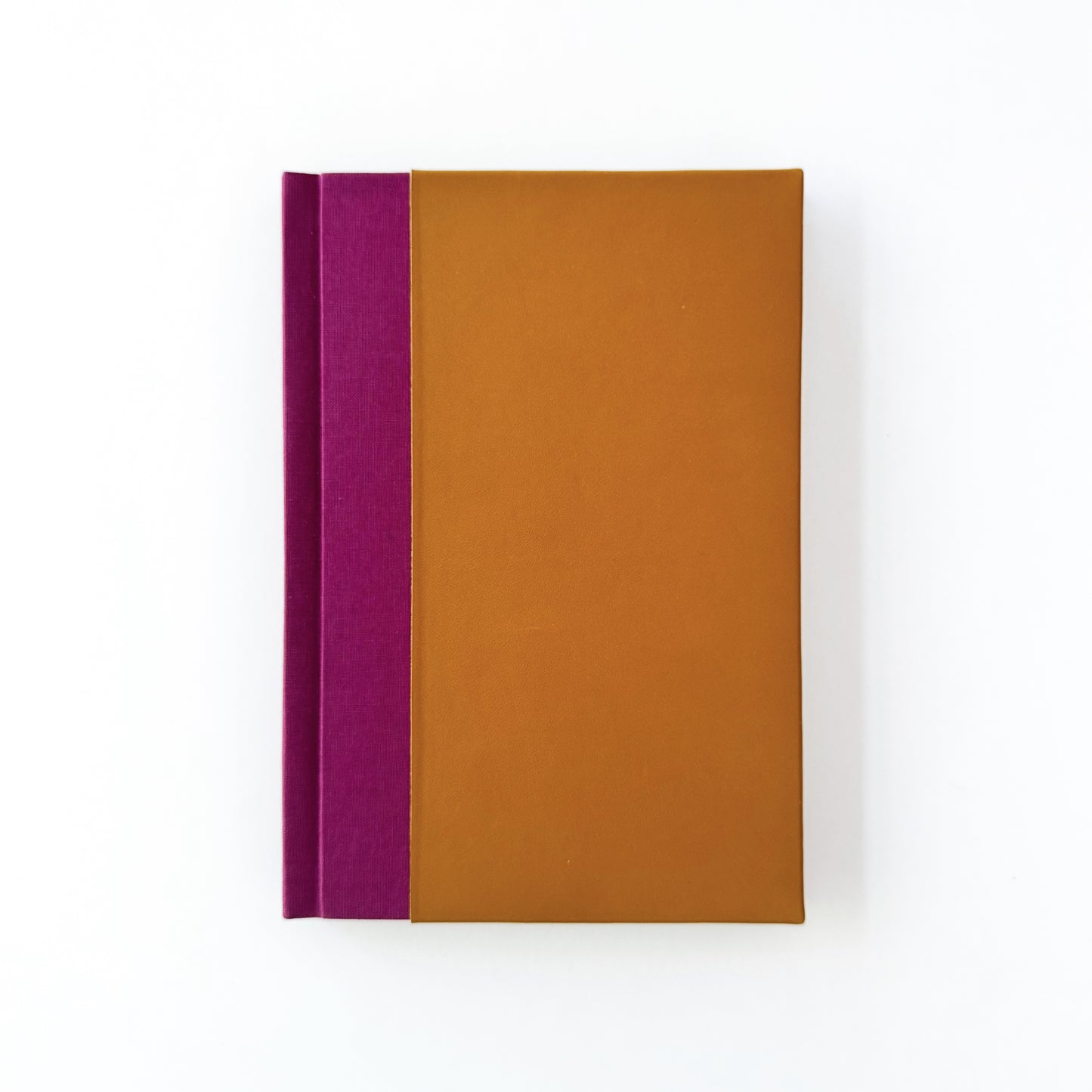 Handmade Leather Notebook TRIO 28 | 16,5 x 24 cm