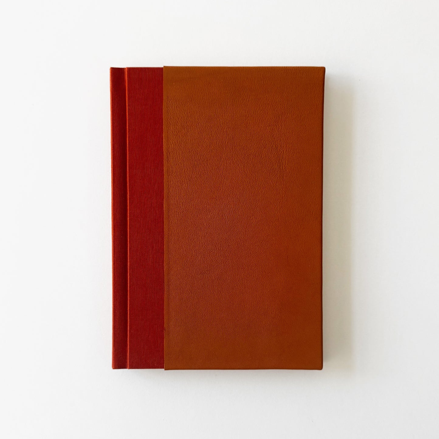 Handmade Leather Notebook ORNAMENTA 33 | 16,5 x 24 cm