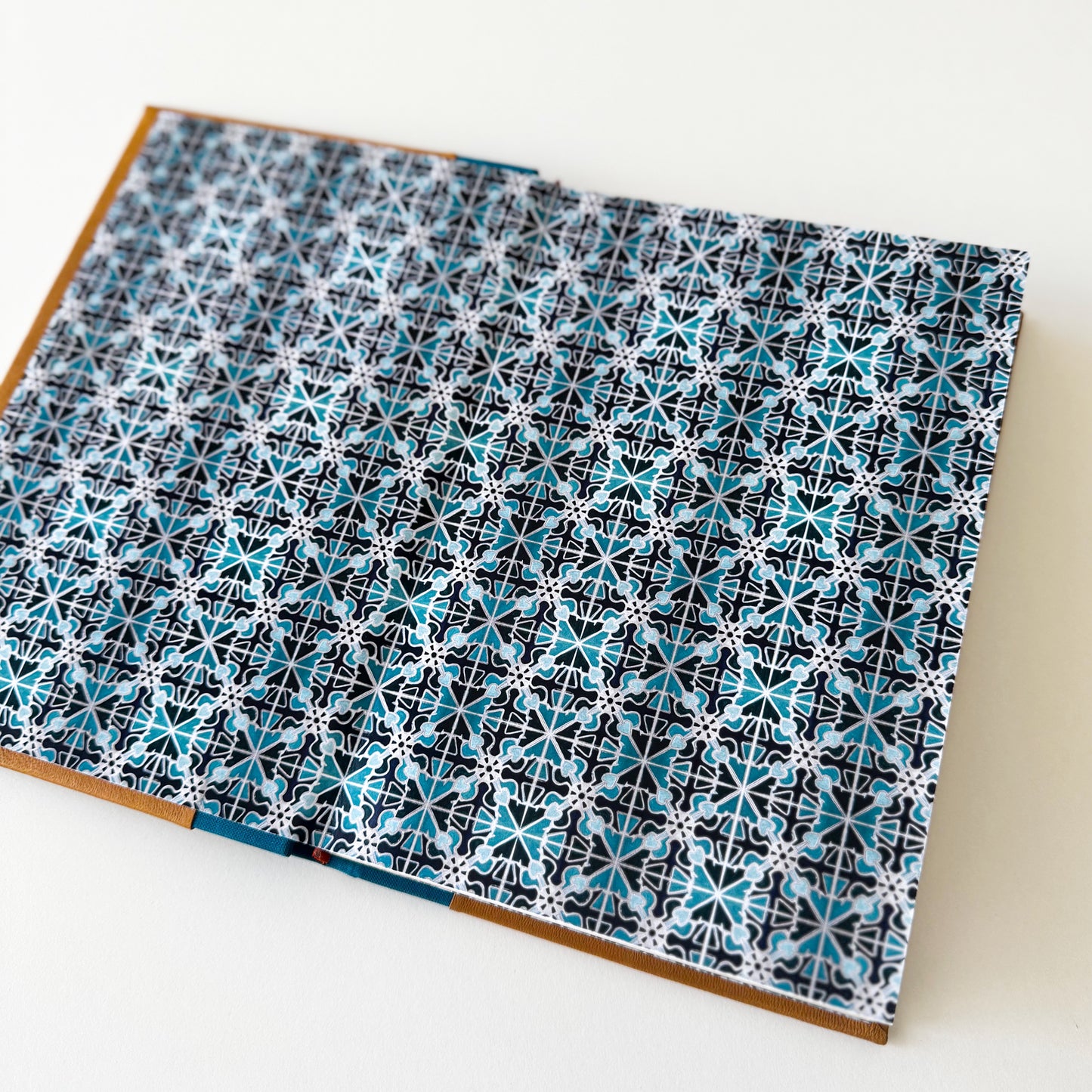 Handmade Leather Notebook ORNAMENTA 34 | 16,5 x 24 cm