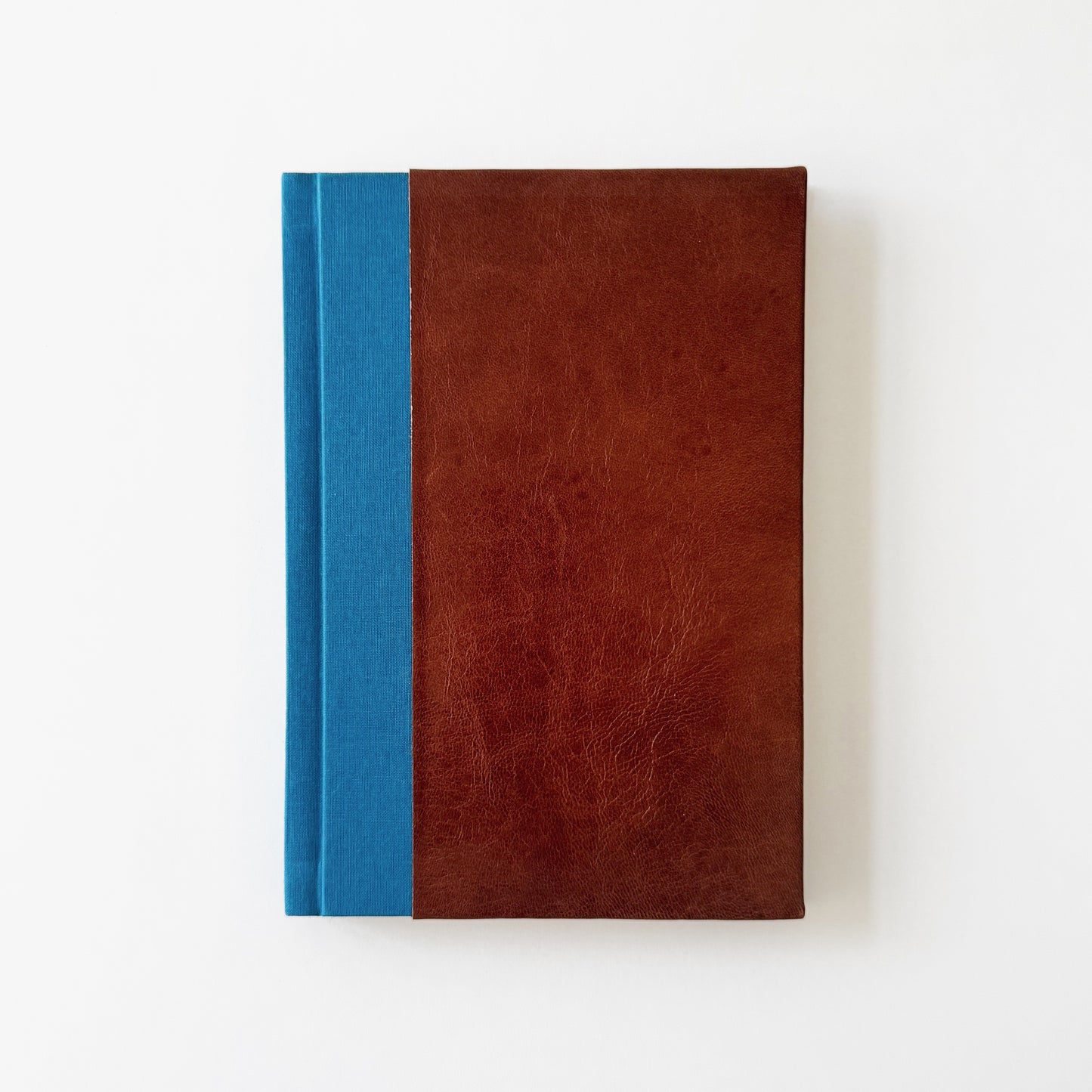 Handmade Leather Notebook ORNAMENTA 36 | 16,5 x 24 cm