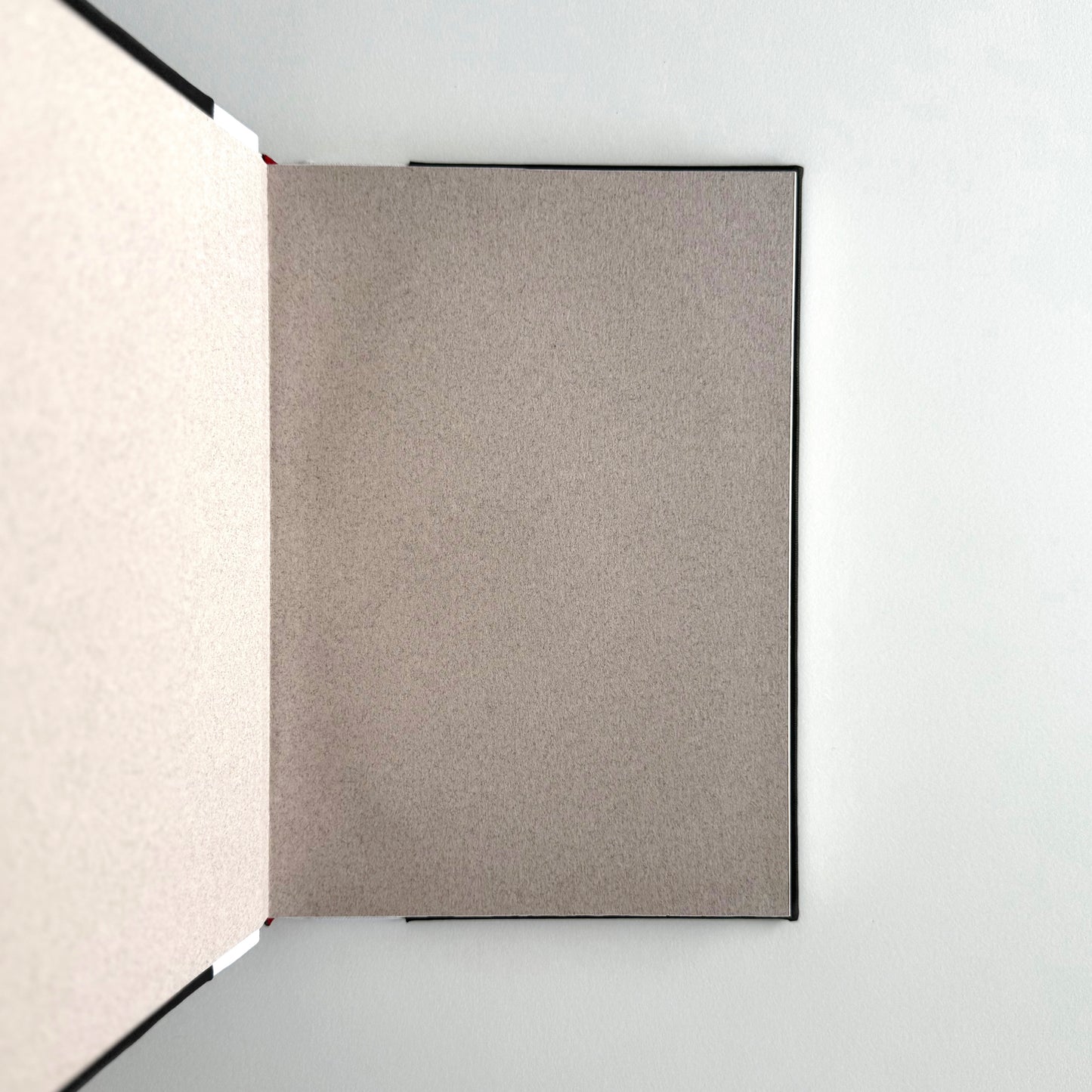 Handmade Leather Notebook No. 12 | 16,5 x 24 cm