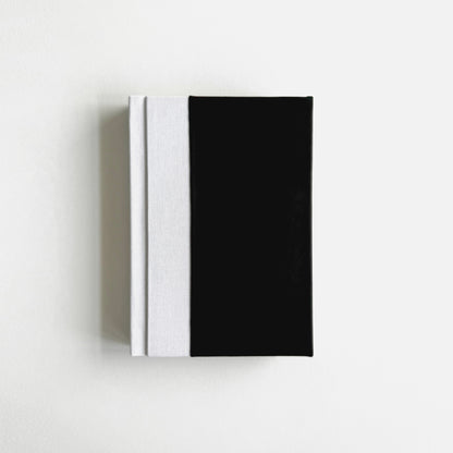 Handmade Leather Notebook No. 12 | 12,5 x 18 cm
