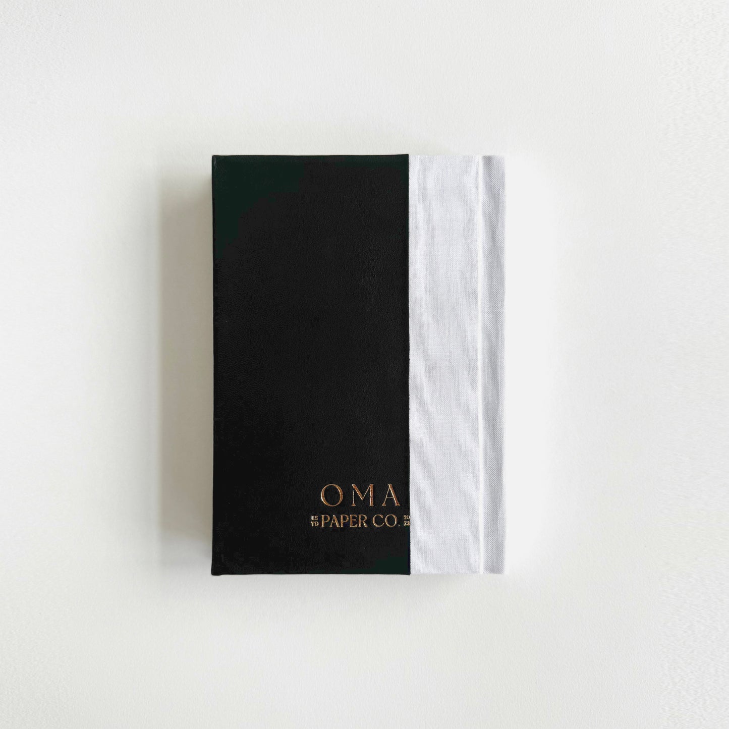 Handmade Leather Notebook No. 12 | 12,5 x 18 cm