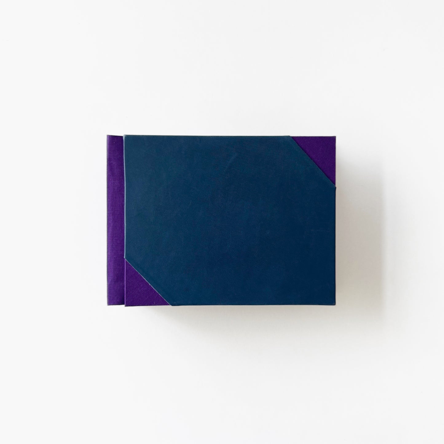 Handmade Leather Photo Album BLUEBERRY | 18 x 13 cm