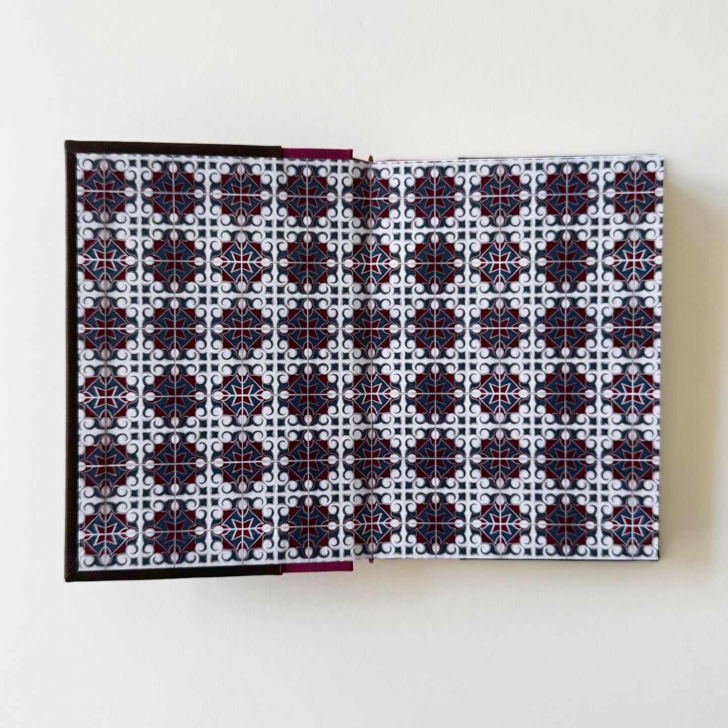 Handmade Leather Notebook ORNAMENTA 32 | 12,5 x 18 cm