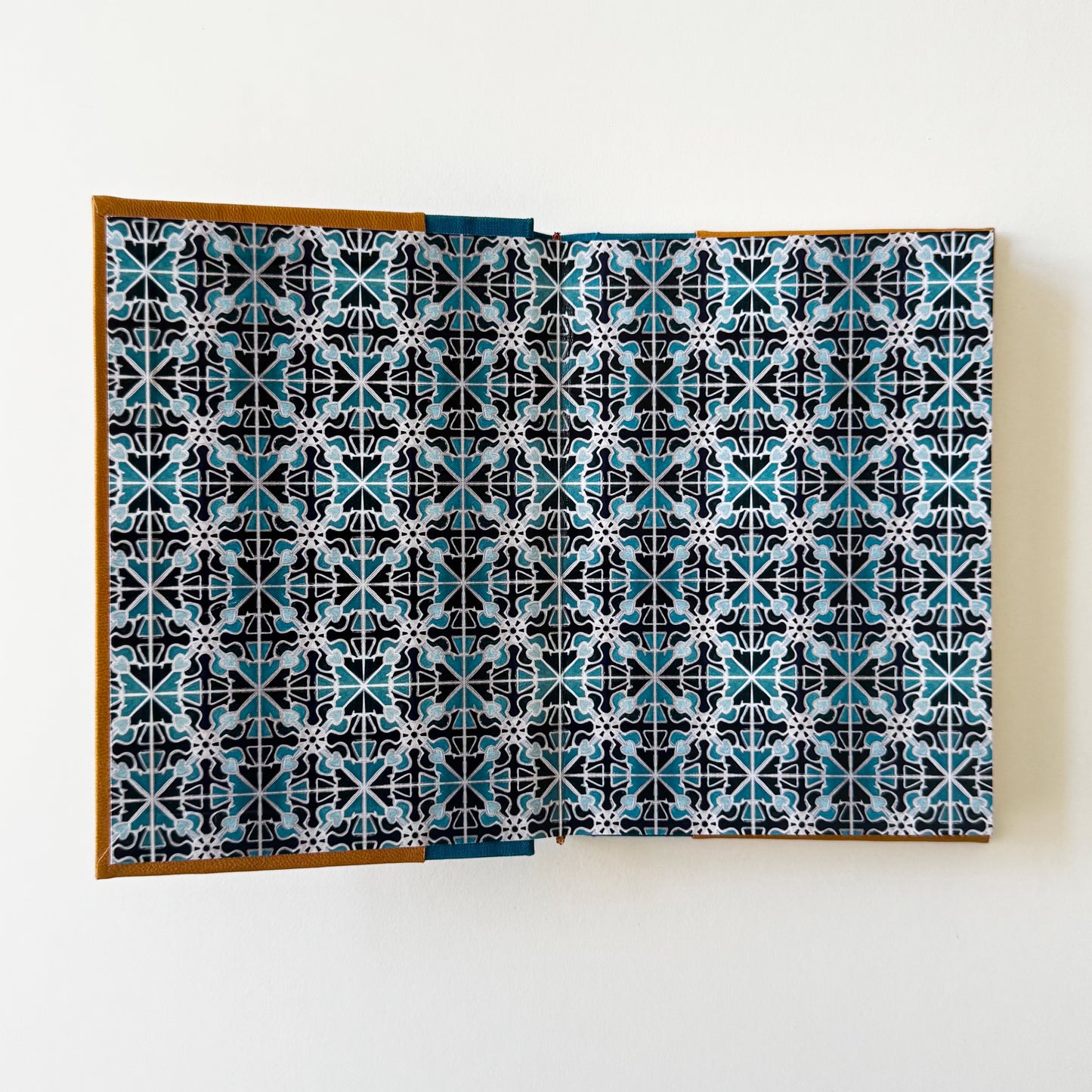 Handmade Leather Notebook ORNAMENTA 34 | 12,5 x 18 cm