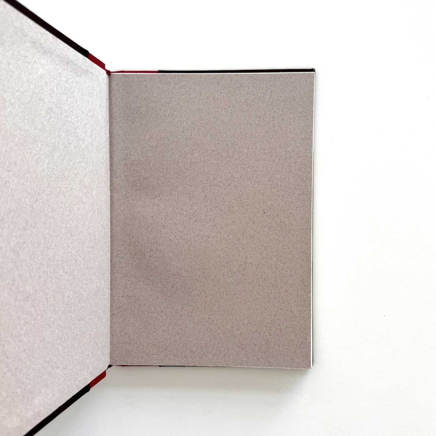 Handmade Leather Notebook No. 1 | 16,5 x 24 cm