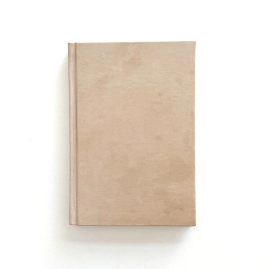 Handmade Leather Notebook No. 4 | 16,5 x 24 cm