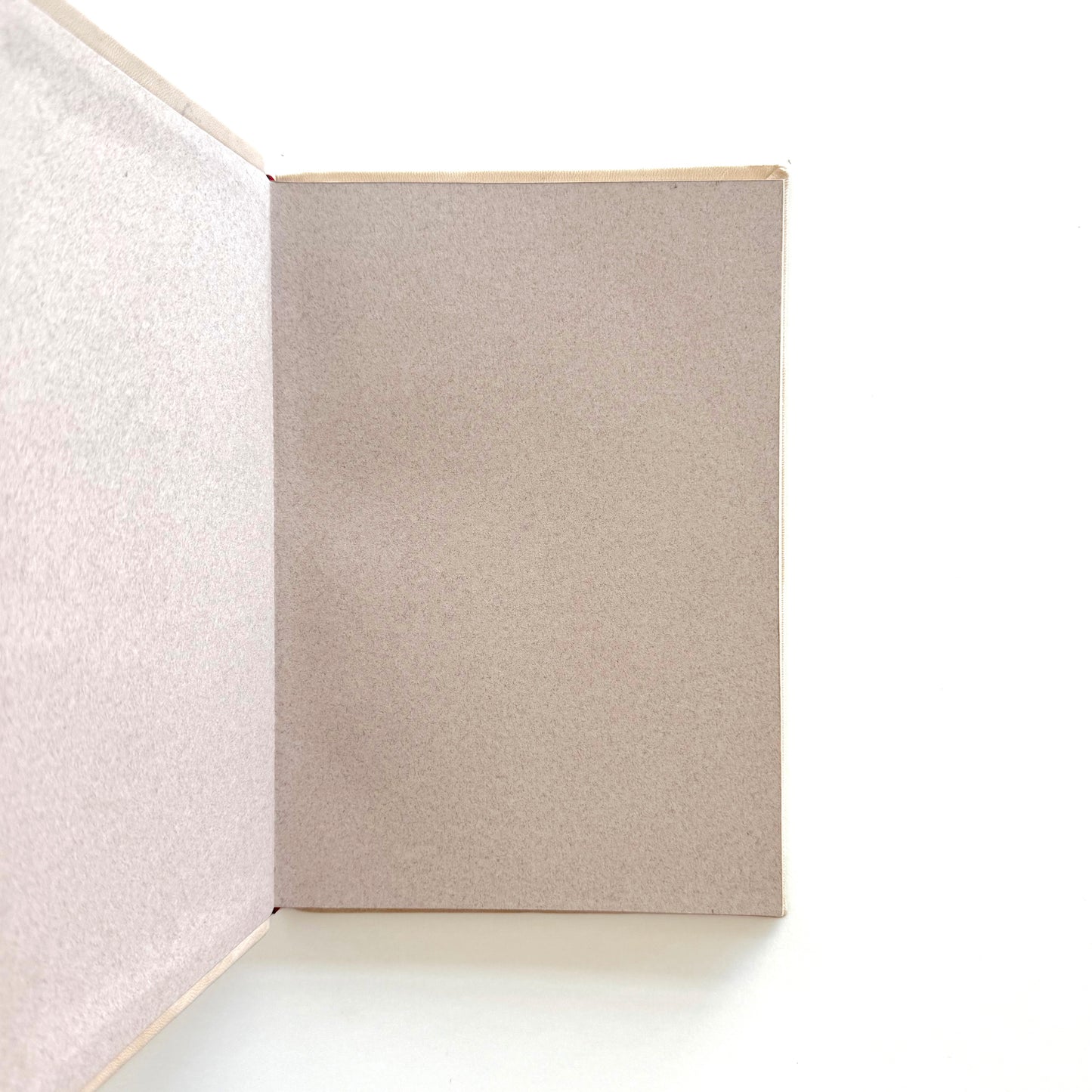 Handmade Leather Notebook No. 4 | 16,5 x 24 cm