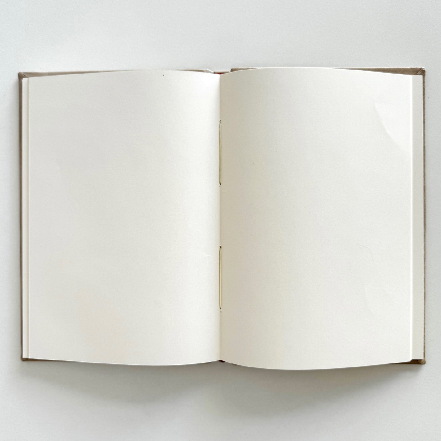 Handmade Leather Notebook No. 4 | 16,5 x 24 cm