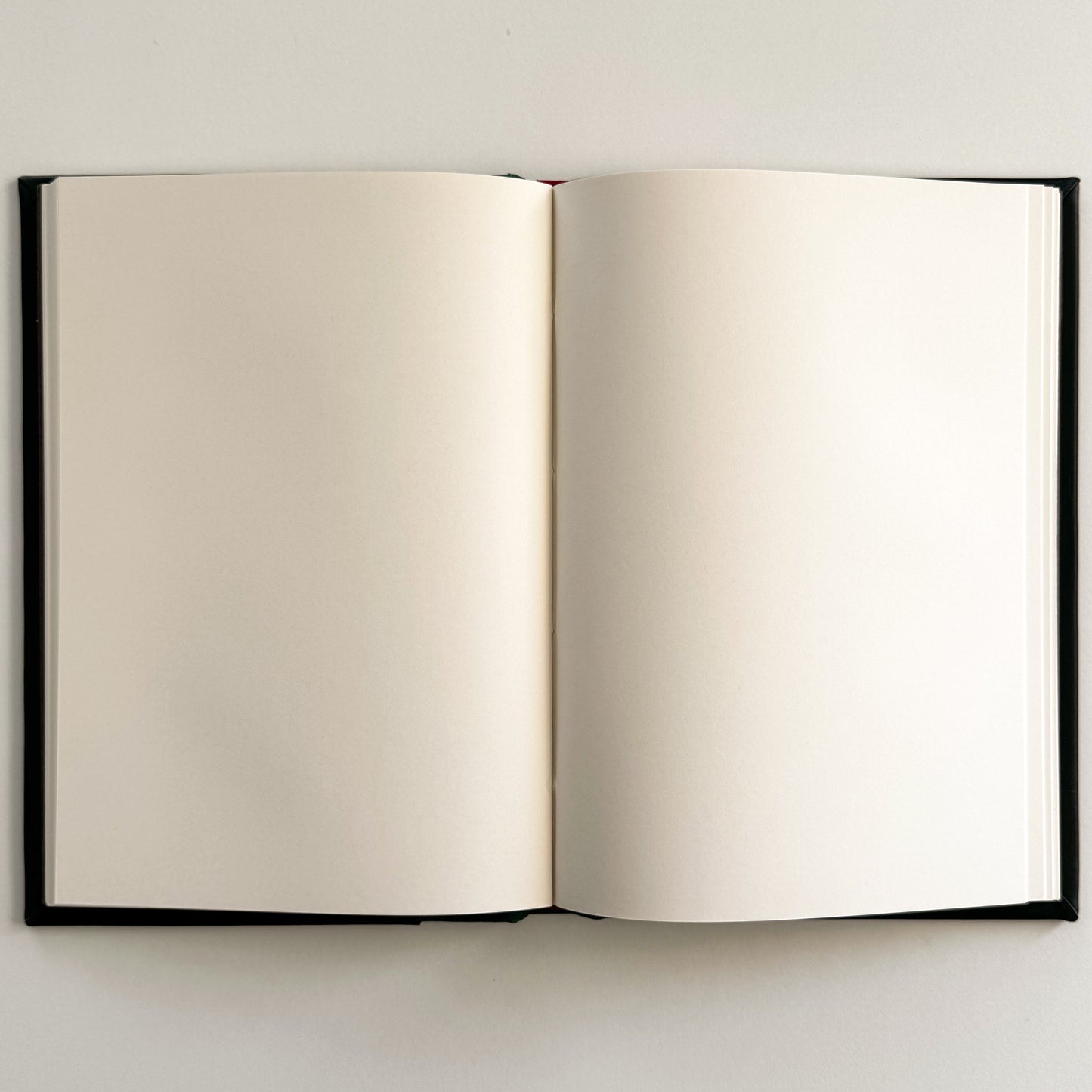 Handmade Leather Notebook No. 44 | 16,5 x 24 cm