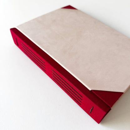 Handmade Leather Photo Album LYCHEE | 18 x 25 cm