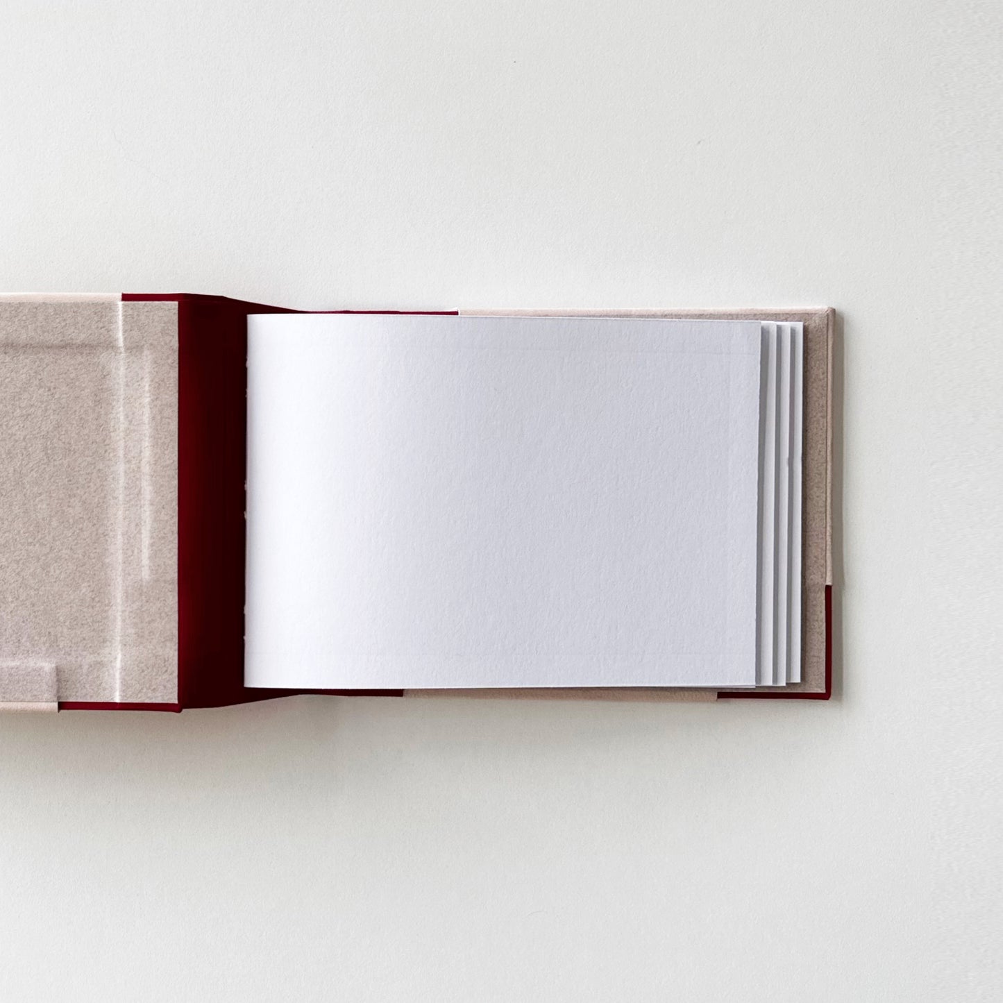 Handmade Leather Photo Album LYCHEE | 18 x 13 cm