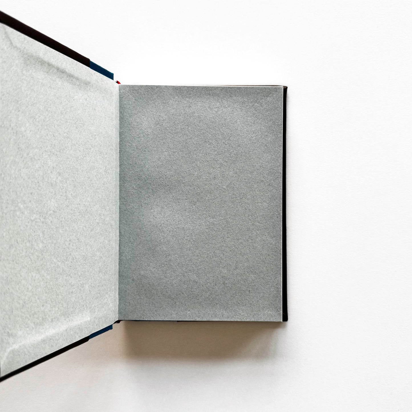 Handmade Leather Notebook No. 15 | 12,5 x 18 cm