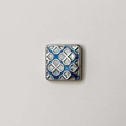 Ornamenta Pin No. 4