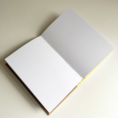 Handmade Sketchbook WHITE CHOCOLATE | 16,5 x 24 cm