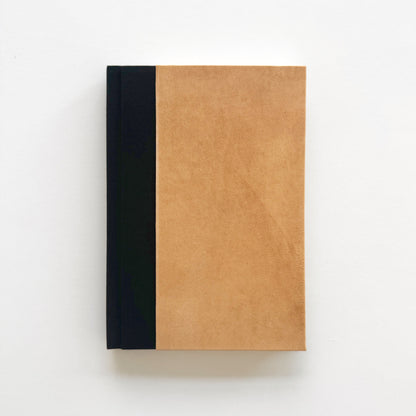 Handmade Leather Notebook No. 13 | 16,5 x 24 cm