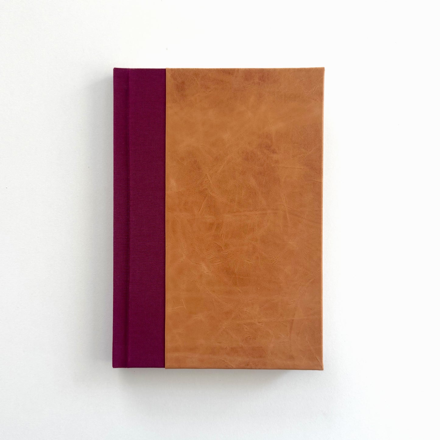 Handmade Leather Notebook No. 42 | 16,5 x 24 cm
