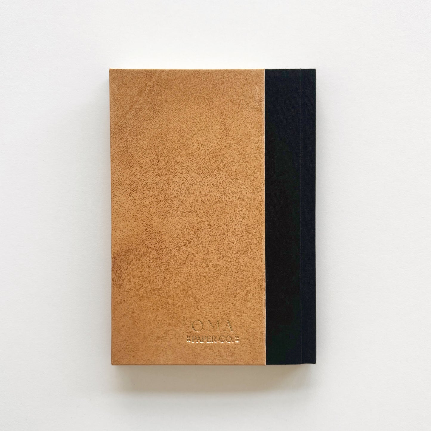 Handmade Leather Notebook No. 13 | 16,5 x 24 cm