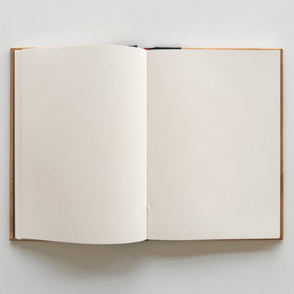 Handmade Leather Notebook No. 13 | 16,5 x 24 cm