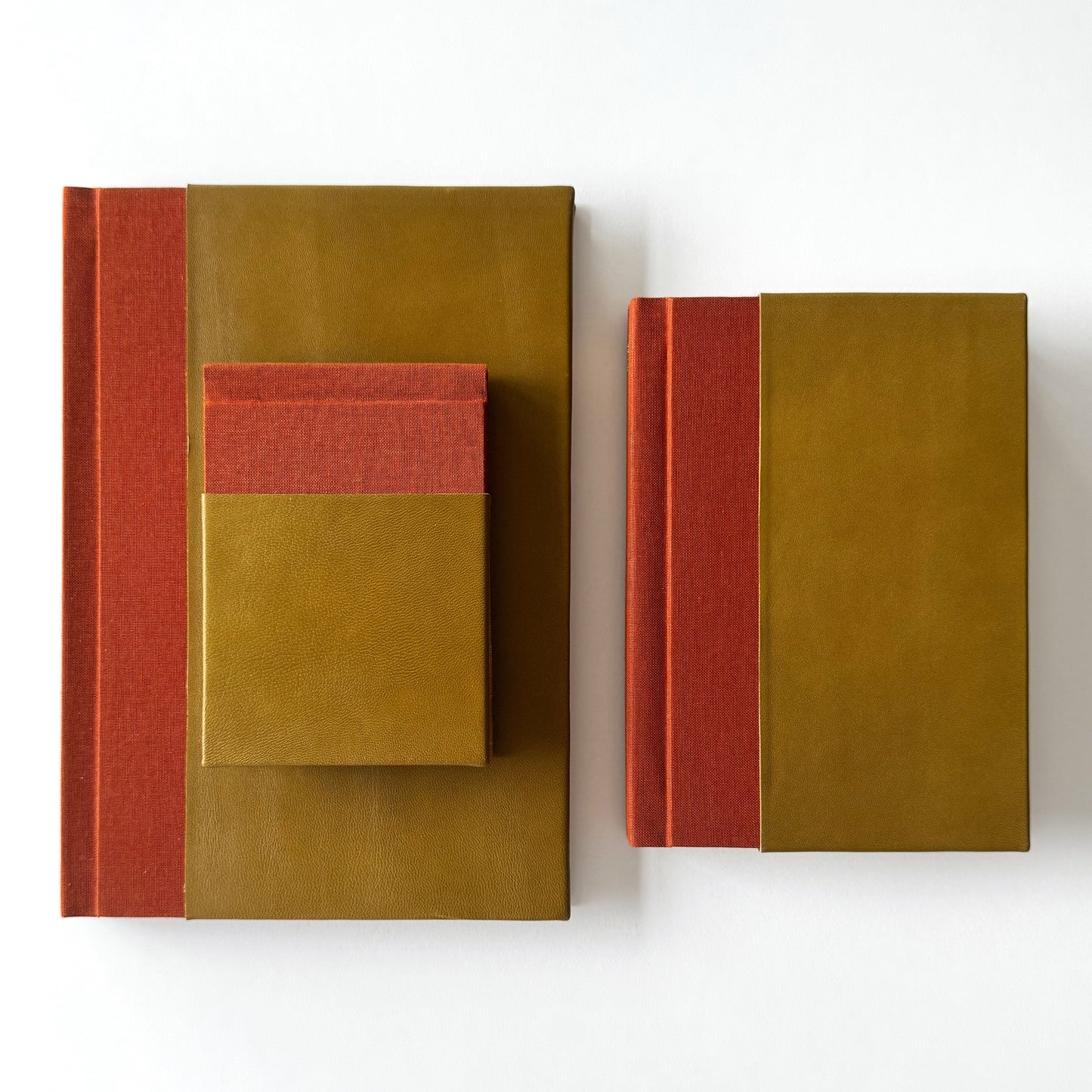 Handmade Leather Notebook No. 23 | 12,5 x 18 cm