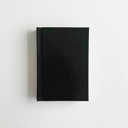 Handmade Leather Notebook No. 11 | 12,5 x 18 cm