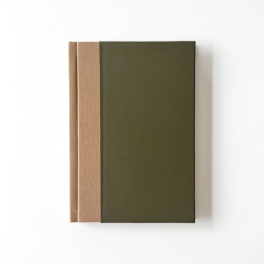 Handmade Leather Notebook No. 21 | 16,5 x 24 cm