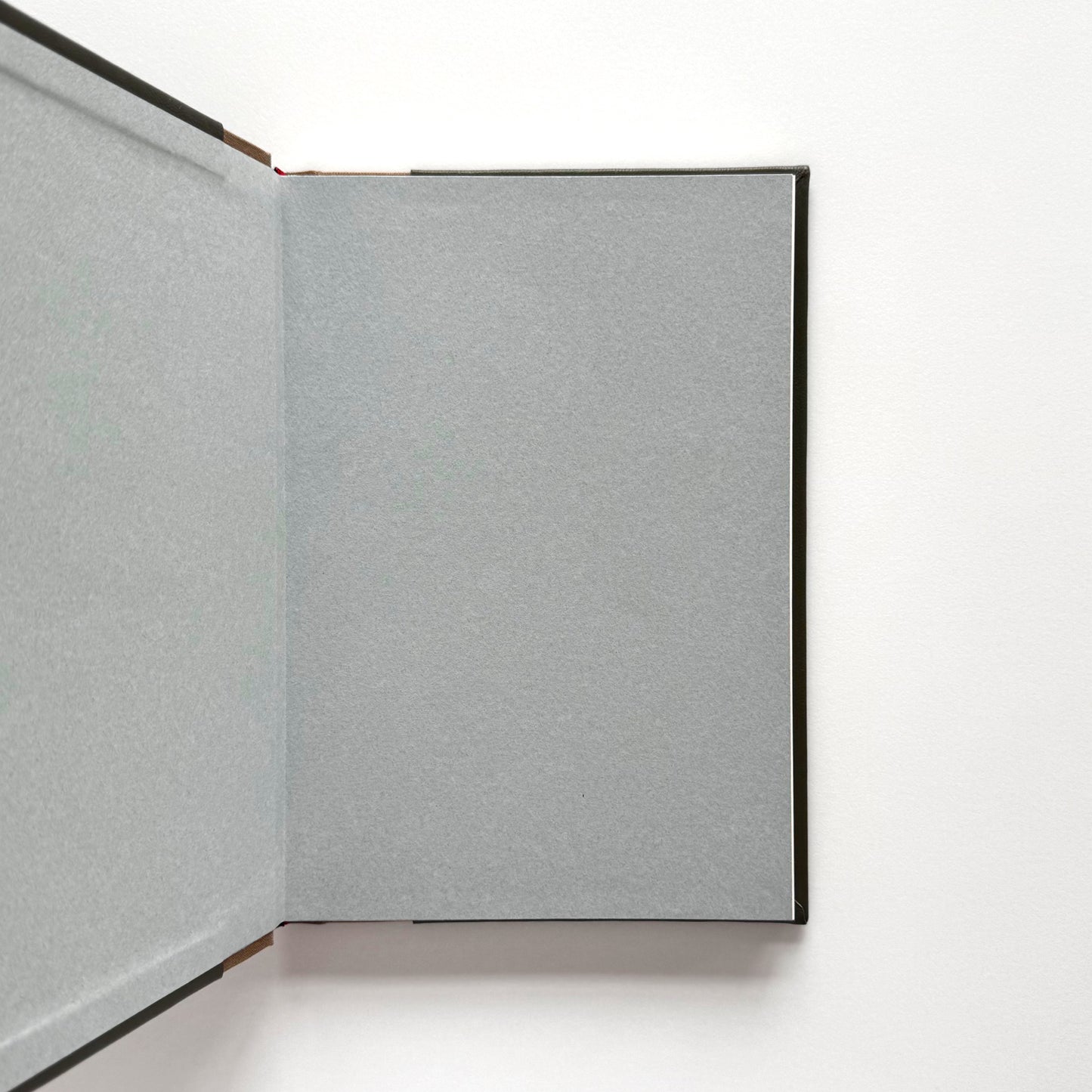 Handmade Leather Notebook No. 21 | 16,5 x 24 cm