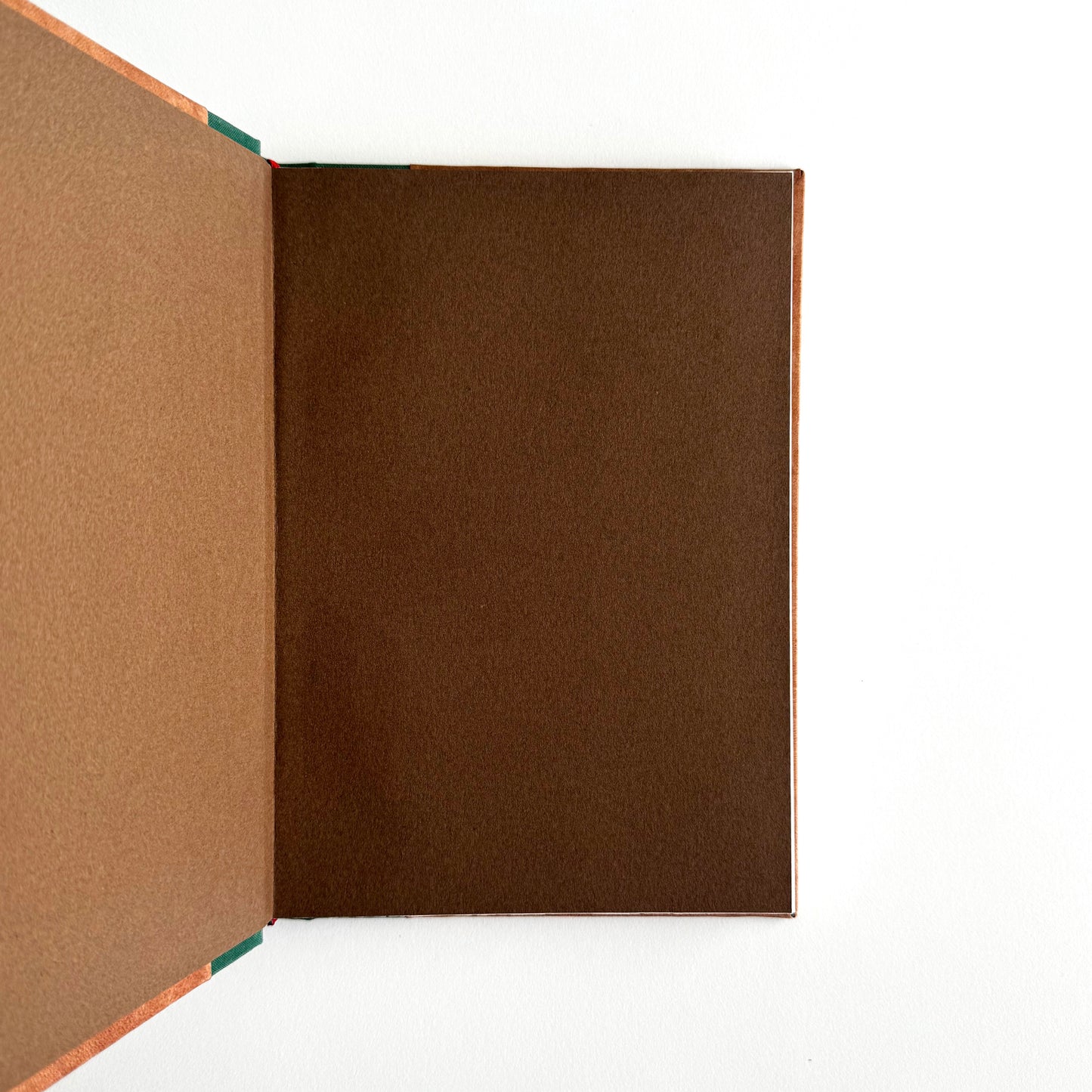 Handmade Leather Notebook No. 9 | 16,5 x 24 cm