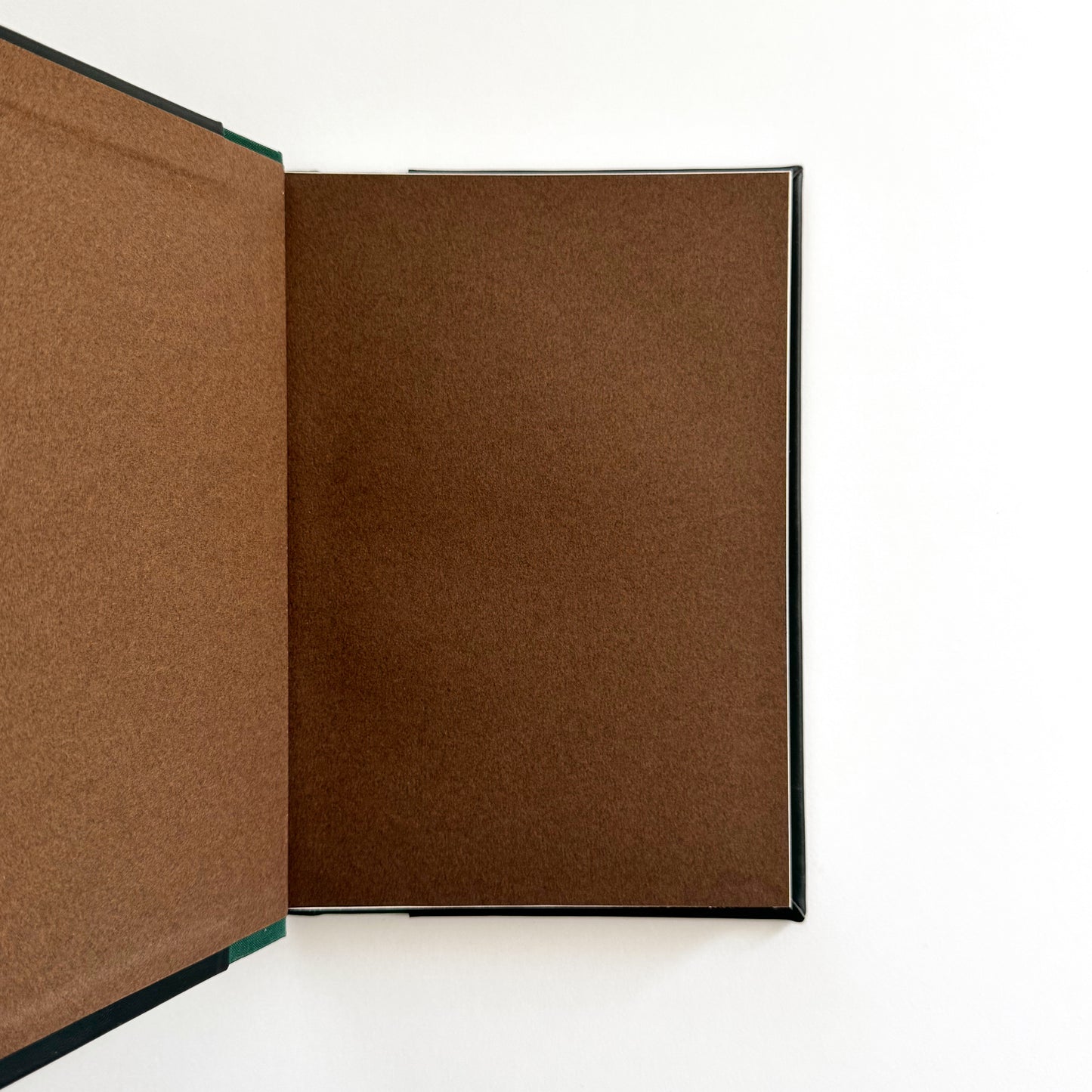 Handmade Leather Notebook No. 45 | 16,5 x 24 cm