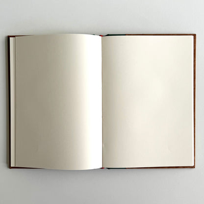 Handmade Leather Notebook No. 9 | 16,5 x 24 cm