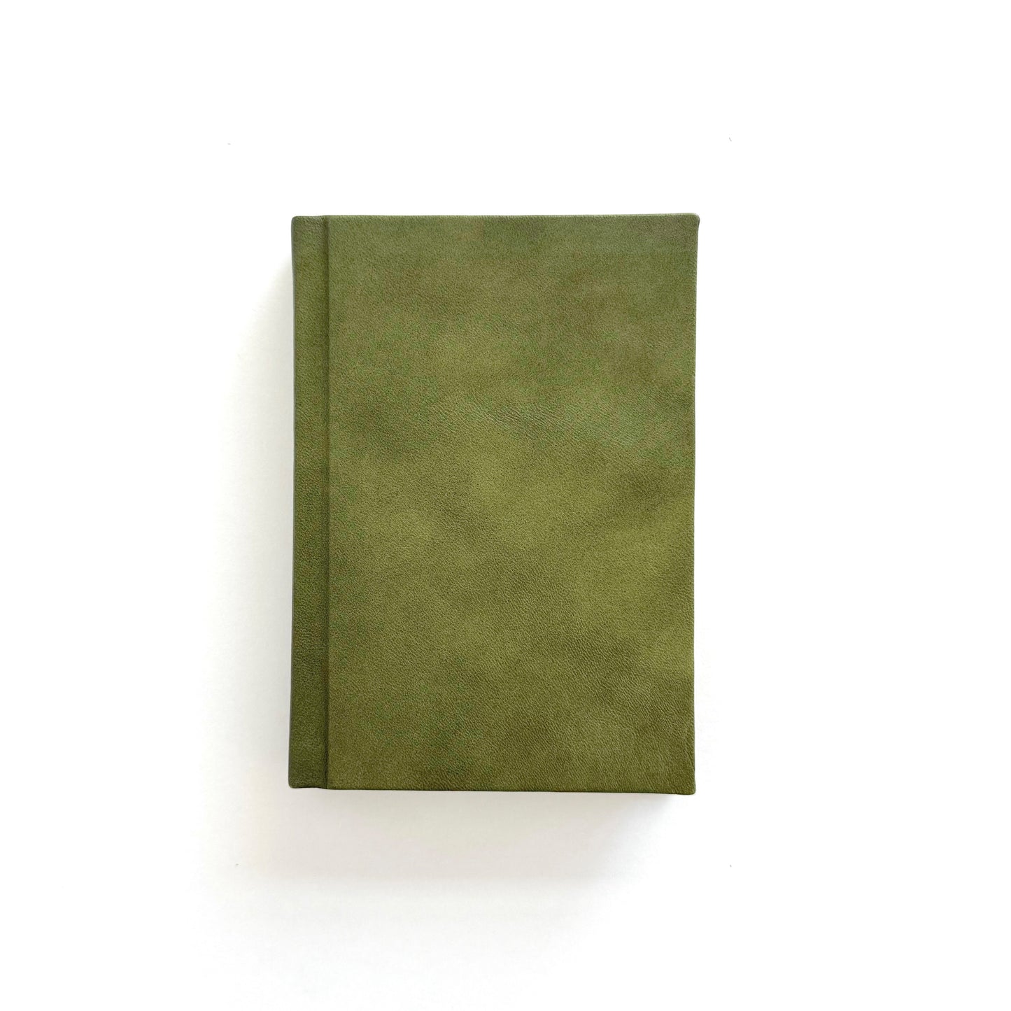 Handmade Leather Notebook No. 3 | 12,5 x 18 cm