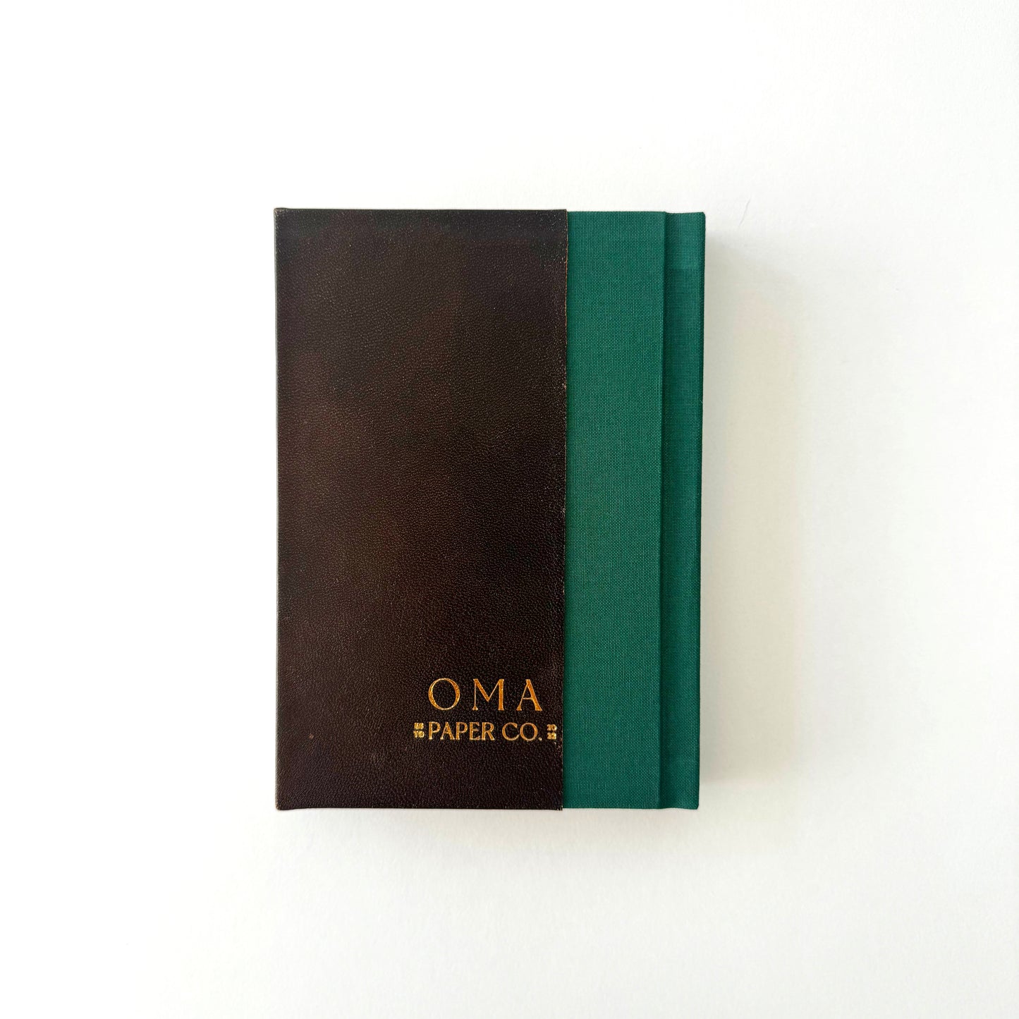 Handmade Leather Notebook No. 6 | 12,5 x 18 cm