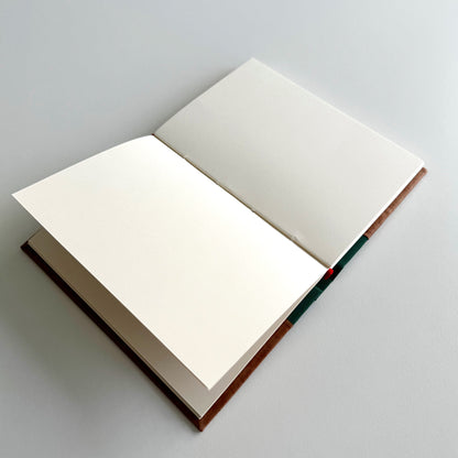 Handmade Leather Notebook No. 9 | 12,5 x 18 cm